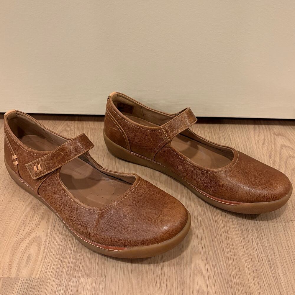 Unstructured by Clarks brown leather maryjane strap US womens size 10